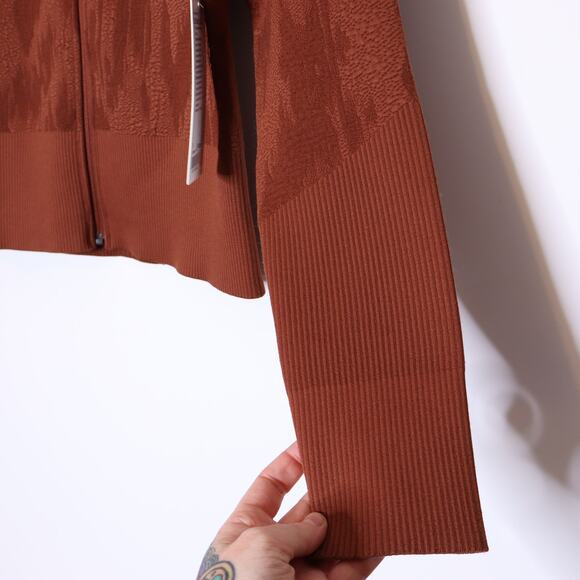 LULULEMON End State Full Zip Jacket Dark Terracotta Knit Ribbed Women's 8 - Picture 7 of 11